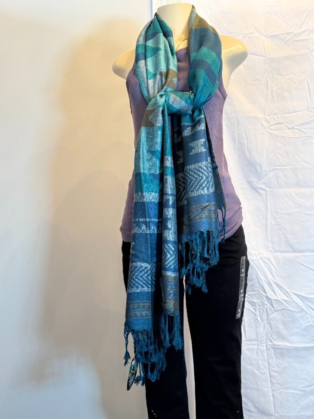 Native Northwest Teal Vision Scarf NWT!